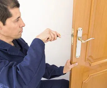 Golden Locksmith Services Boca Raton, FL 561-325-7106 Golden Locksmith Services Boca Raton, FL 561-325-7106 - 1-Locksmith-Service