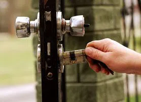 Golden Locksmith Services Boca Raton, FL 561-325-7106 Golden Locksmith Services Boca Raton, FL 561-325-7106 - 13-Re-Key-Locks