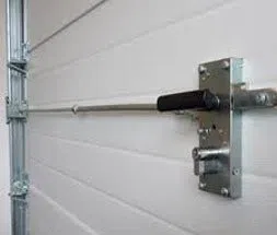 Golden Locksmith Services Boca Raton, FL 561-325-7106 Golden Locksmith Services Boca Raton, FL 561-325-7106 - 9-Garage-Door-Locks
